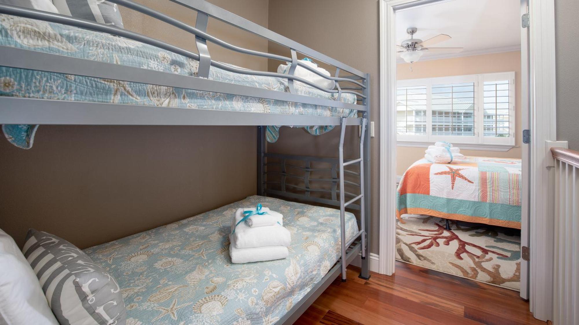 Beautiful Townhome Right On The Gulf - Get Ready To Relax! Panama City Beach Exteriör bild